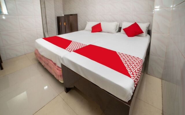 OYO 448 Pvc Pension Haus