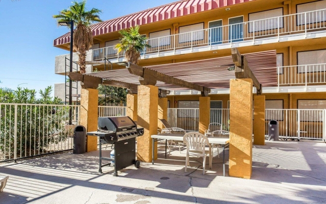 Rodeway Inn