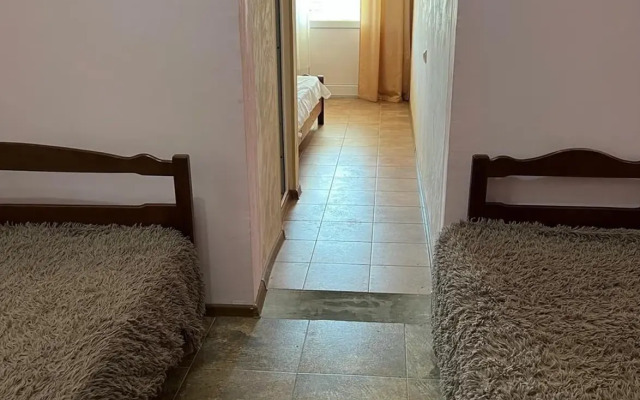 The Guest House At Henry's