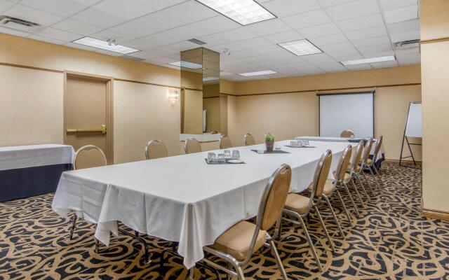 Clarion Hotel