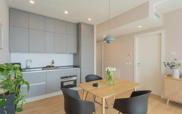 Residenza Maxim With Pool by Rent all Como