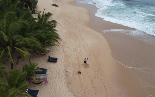 Marakolliya Beach Resort