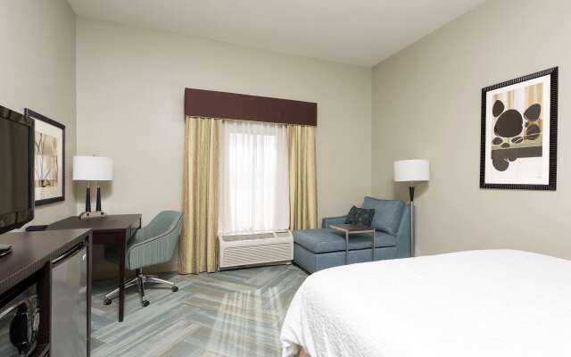 Hampton Inn Detroit/Roseville