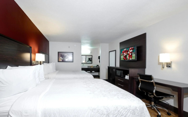 Red Roof Inn PLUS+ Hammond