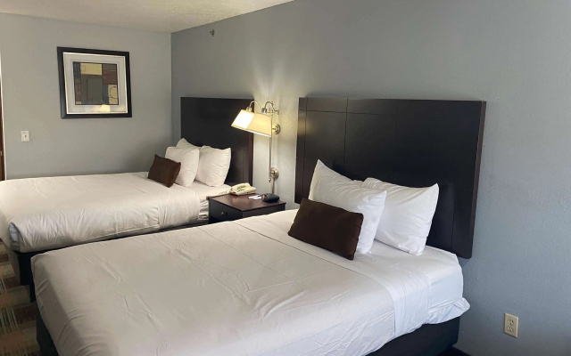 Baymont by Wyndham Danville IL
