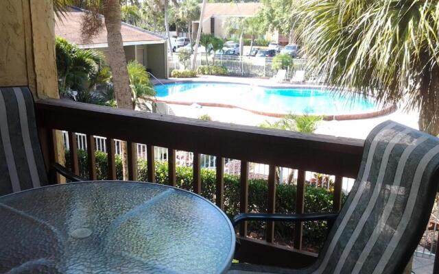 1+1 Large condo Sarasota