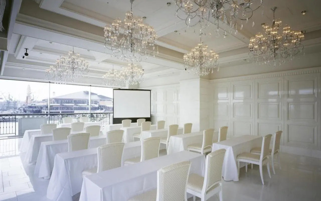 Hotel La Suite Kobe Harborland