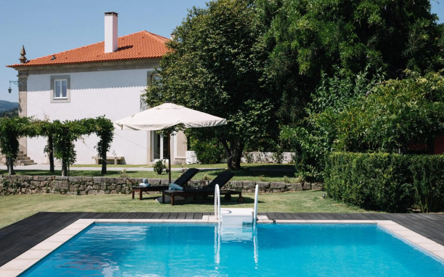 Linden Tree House A and B