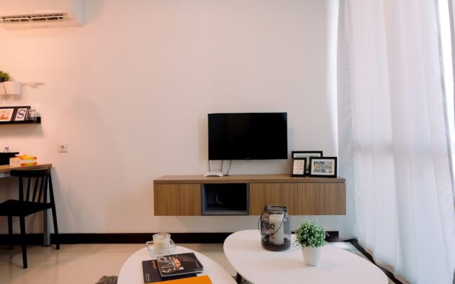Modern Looks And Homey 2br Gallery West Apartment