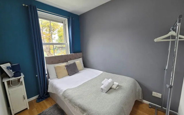 Cozy 4 Bedroom House in the Heart of Brixton