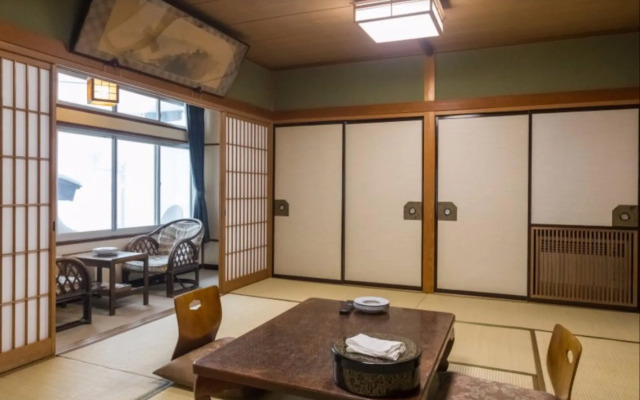 Kusatsu Onsen Nisshinkan