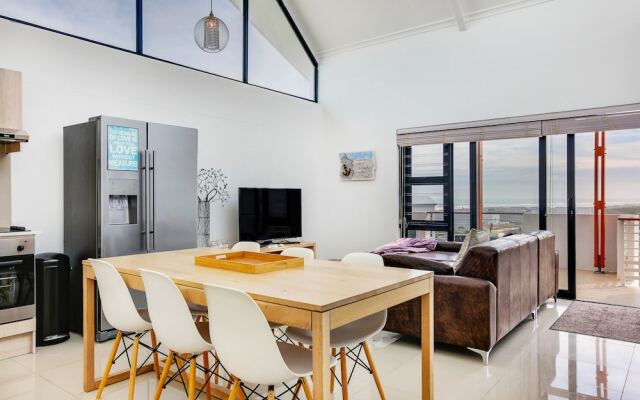 Azure 201 On Big Bay