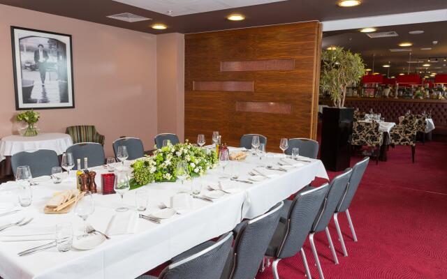 Holiday Inn Manchester-Media City UK by IHG