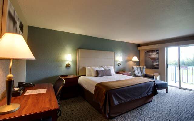 Best Western Harbour Pointe Lakefront