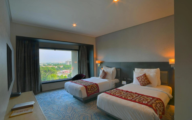 Narayani Heights Hotel and Resort – Guest Rooms – Ahmedabad