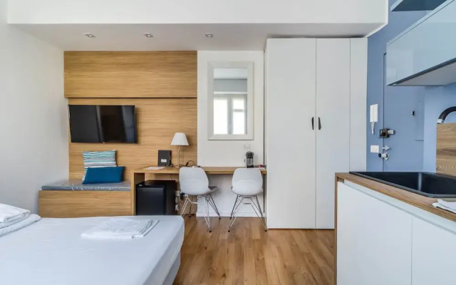 Gran Sasso - Cozy Modern Studio Steps From Piazza Piola