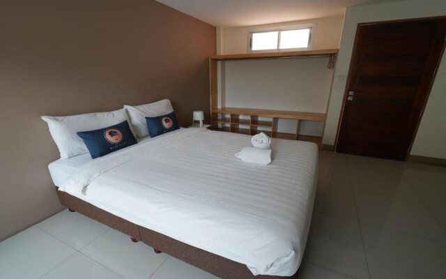 RoomQuest Tha Sala