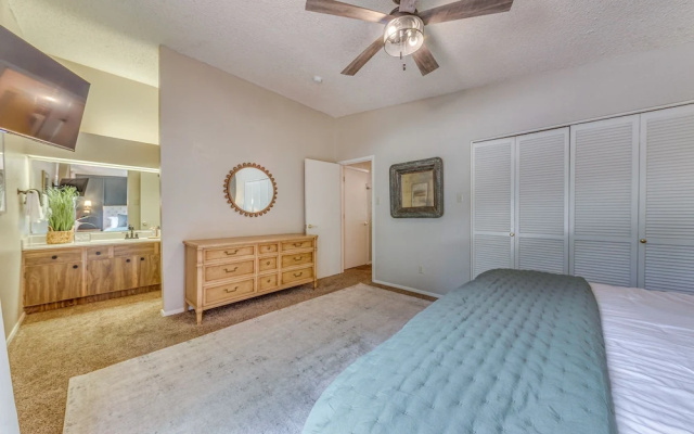 1 Mi to Ski Slopes: Alto Escape w/ Game Room!