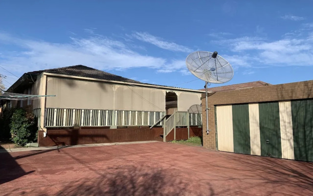 Family Home in Prime Location