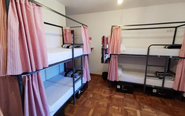 Mucha Masia Hostel Rural-Urbà