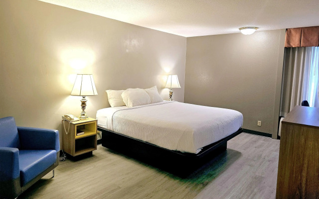 Days Inn by Wyndham Rolla