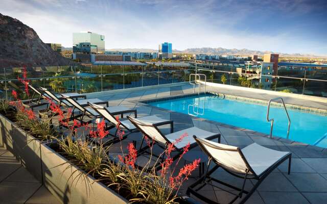 Hyatt Place Tempe / Phoenix / University