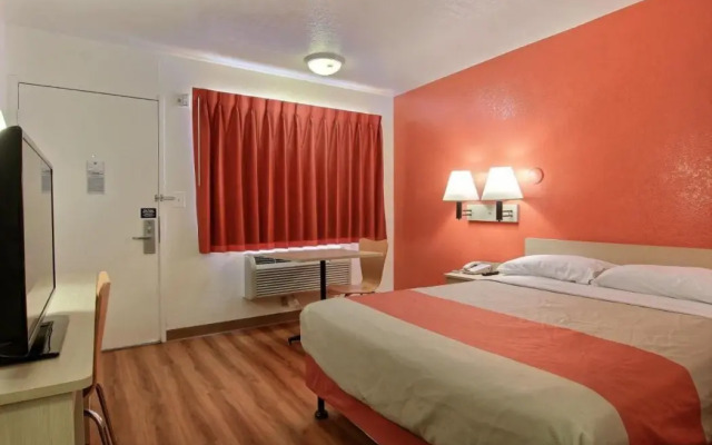 Motel 6 Corpus Christi, TX - Northwest