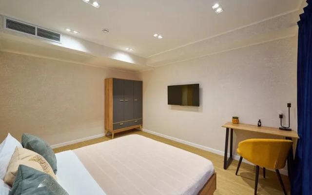 Йо Плейс на улице Уральская, д. 75/6