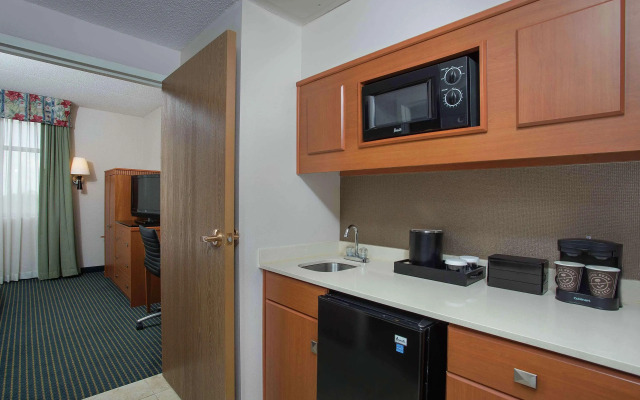 Embassy Suites by Hilton Lexington/UK Coldstream