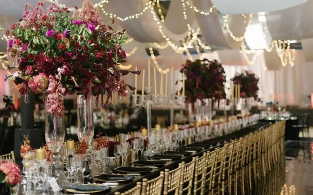 ANEW Hotel & Convention Centre OR Tambo