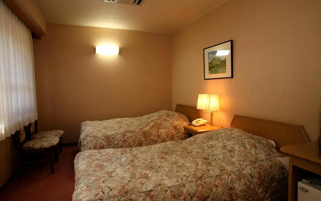 Shibu Hotel