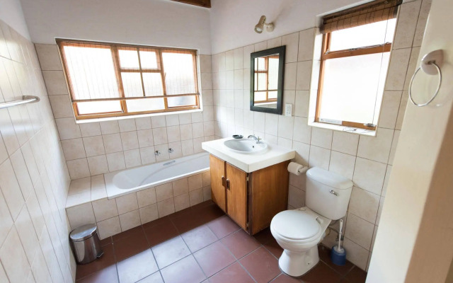 Sefapane Lodges and Safaris