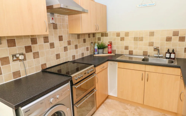 6 Coedrath Park - Swn y Mor