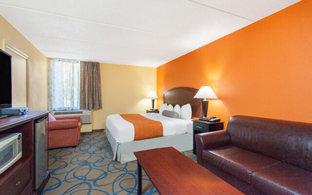 Howard Johnson Inn Suffern