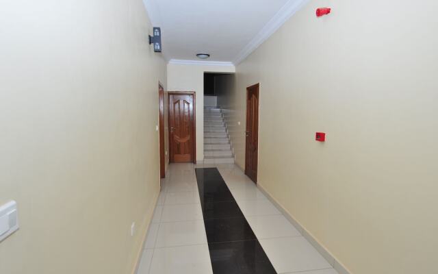 Rezider Apartment