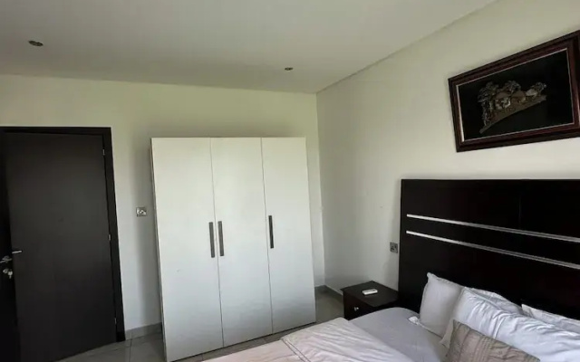 Peravi Suites at the Signature
