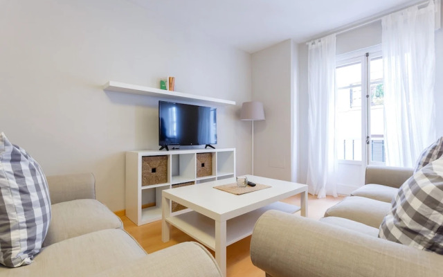 Apartamentos EL DESCUBRIDOR