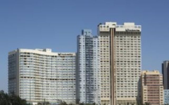 Southern Sun Northbeach Hotel