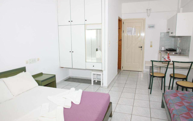 iLissos Apartments