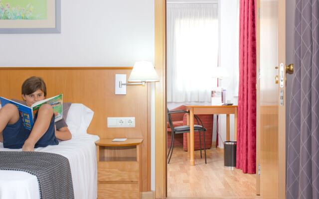 Aparthotel Atenea Valles