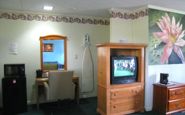 Cheerio Inn - Glennville