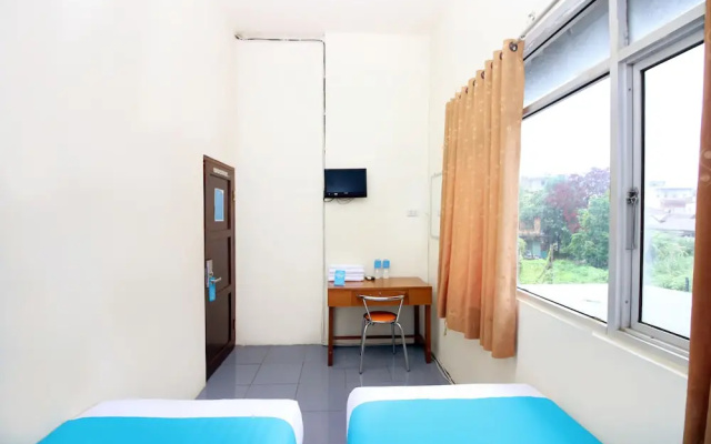 Airy Eco Ilir Timur Satu Sayangan Lorong Ketandan 240 A Palembang - Hotel in Palembang - Photo 4
