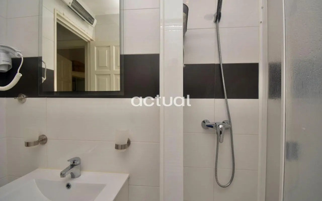 Casa Xiprers, 7 "Villa Santina"