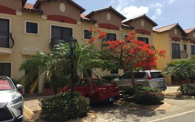 Modern Townhouse @ Exclusive Gated Community