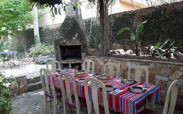 Virgen Del Cerro Apartments