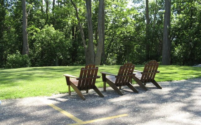 Handys Extended Stay Suites