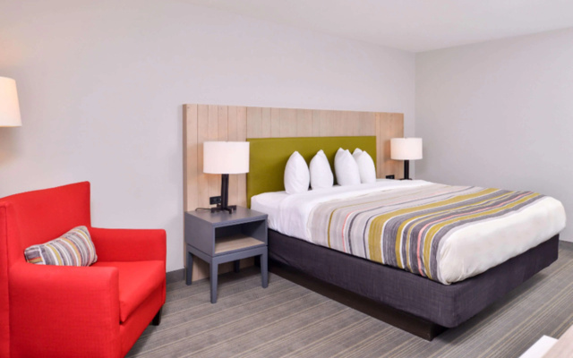 Country Inn & Suites by Radisson, Green Bay East, WI