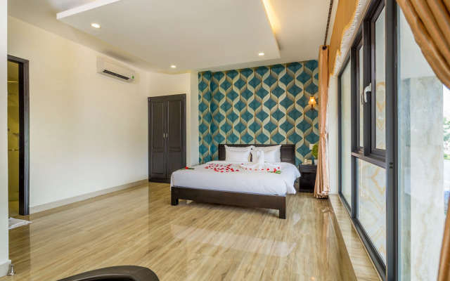 La Maison Da Nang Beach
