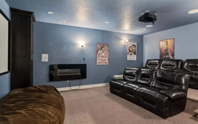Awesome Arcade House #13 by RedAwning