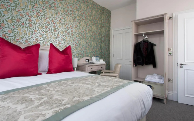 W12 Rooms